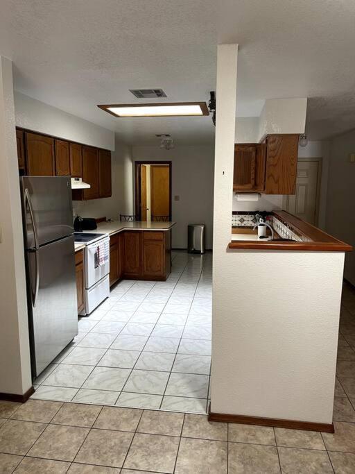 Townhouse, Two Car Garage, Fireplace Back Yard لاس كروسيس، نيومكسيكو المظهر الخارجي الصورة