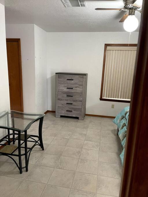 Townhouse, Two Car Garage, Fireplace Back Yard لاس كروسيس، نيومكسيكو المظهر الخارجي الصورة