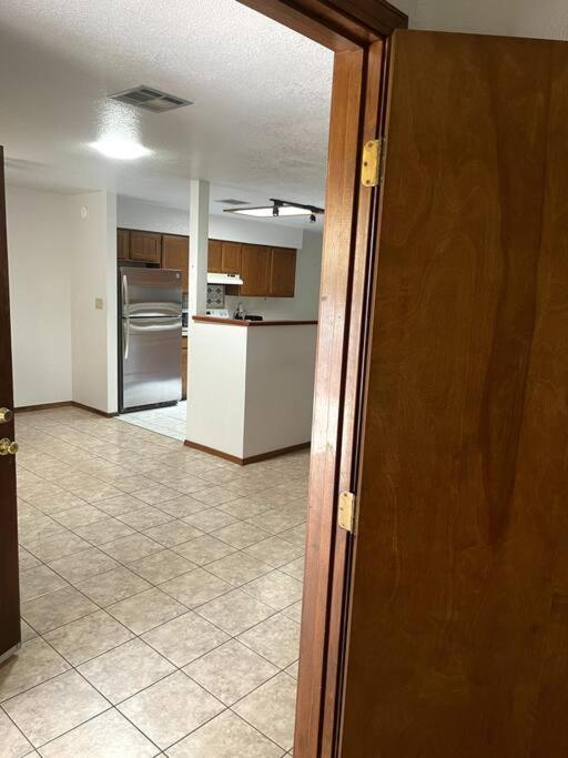 Townhouse, Two Car Garage, Fireplace Back Yard لاس كروسيس، نيومكسيكو المظهر الخارجي الصورة