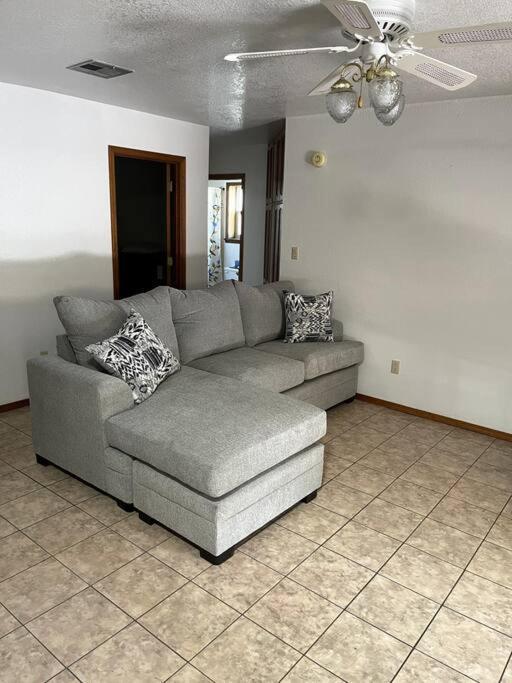 Townhouse, Two Car Garage, Fireplace Back Yard لاس كروسيس، نيومكسيكو المظهر الخارجي الصورة